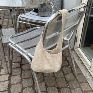 Moja torba na niezbędne rzeczy - wzór na dzierganą torbę - łatwy