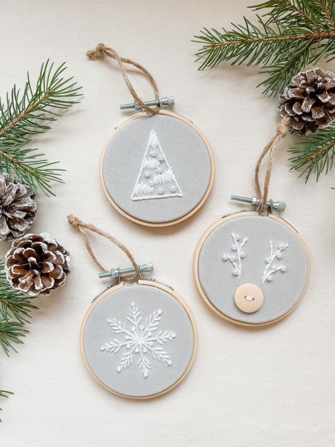 3 Christmas Ornament/hoop Hand Embroidered Ornaments Etsy New Zealand