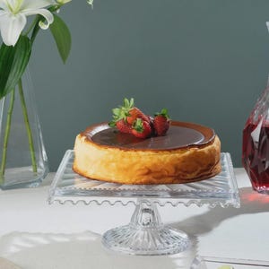 Glass Cake Stand 25x25 cm Square Dessert Plate with Pedestal – Elegant Pastry Display for Birthday, Tea Party, Wedding Decor