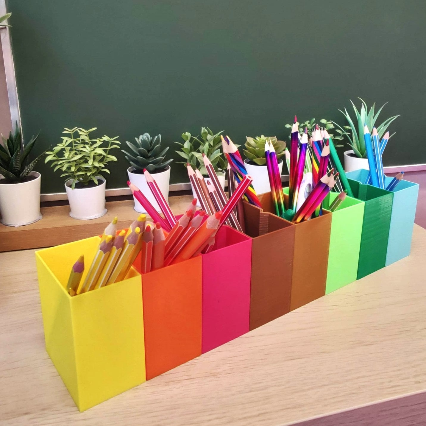モンテッソーリ式色鉛筆立て - Etsy 日本