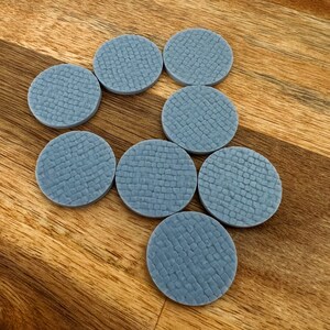 Set mit 10 „Steintextur“-Basen für Rollenspielcharaktere