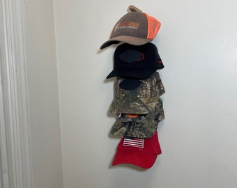 Minimalist Hat Rack to Keep Your Space Tidy and Chic