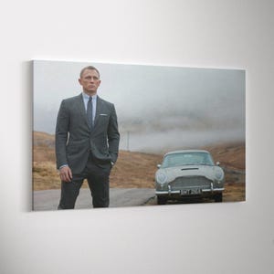 Daniel Craig Canvas, 007 James Bond Retro Art, Bond&#39;s Aston Martin Premium Quality Picture Home Decor, Ready To Hang