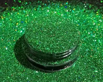 Luxe Emerald Glitter: Realza tus proyectos de bricolaje con brillo metálico - Edición limitada, 5 gr