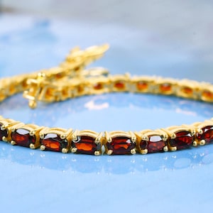 Garnet Tennis Bracelet, Red Gemstone bracelet, Yellow gold Bracelet, Garnet Jewelry, Birthstone Bracelet, Bridal Wedding Gift, Line Bracelet