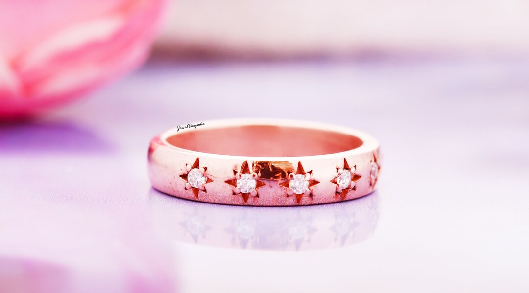 Stars Ring 14K Gold Wedding Band Hand Engraved Star Celestial Stacking