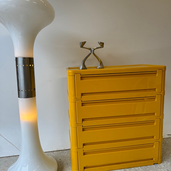 Commode vintage jaune modèle 4964 par Olaf Von Bohr pour Kartell, 1970