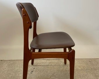 1/4 teak chair brown leather by Erik Buch, model 49