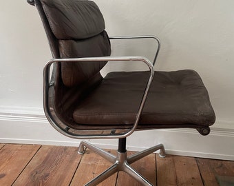 EA 217 Soft Pad Chair by Charles & Ray Eames for Herman Miller, 1980s