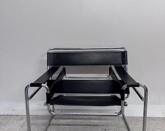 Wassily B3 Armchair by Marcel Breuer for Gavina in black leather -1980