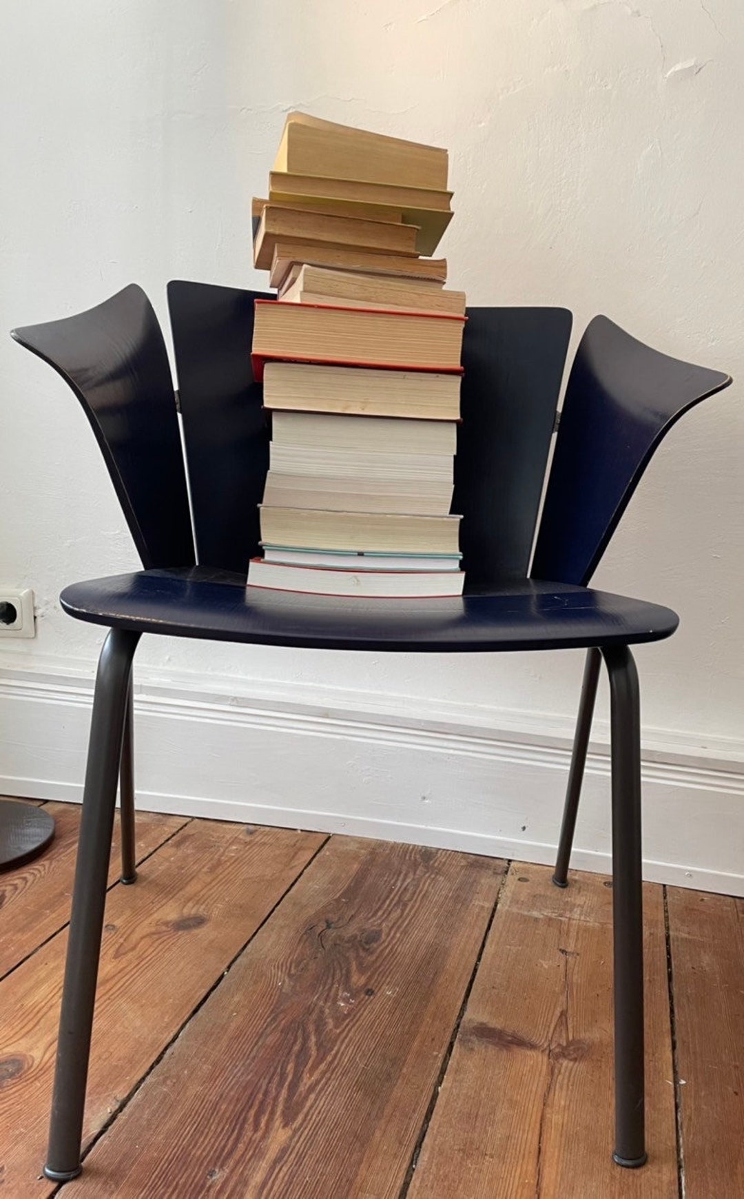 Fritz Hansen Vico Magistretti Chairs Buy 1/6 VM3 Armchairs Swan