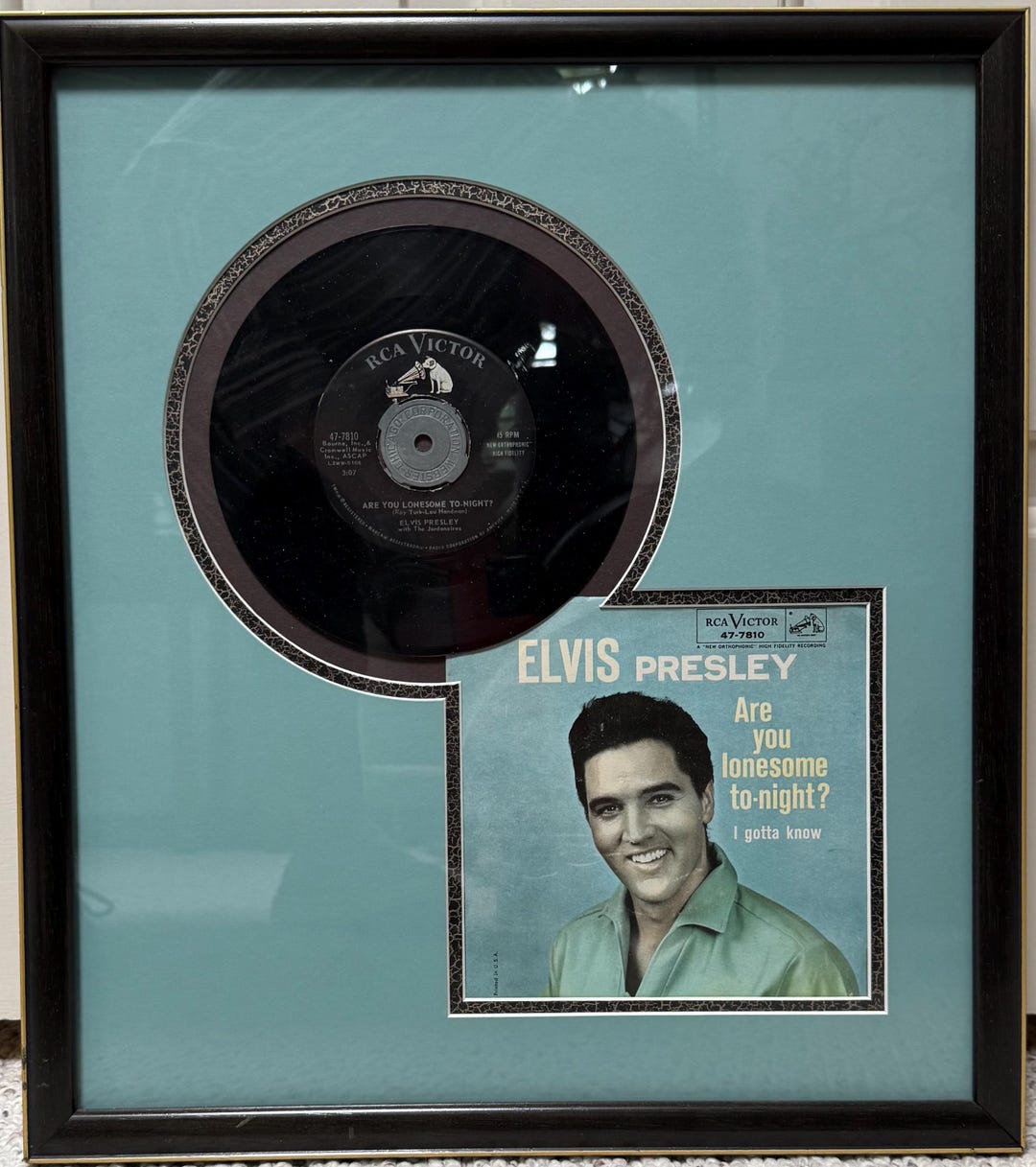 1960 Elvis Presley Are You Lonesome To-night 45 Rpm Record & Picture ...