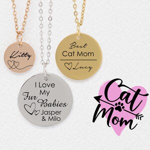 Personalized Pet Name Necklace for Cat Moms • Personalized Dog Mom Gift • Pet Lover Jewelry • Fur Baby