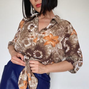 Vintage blouse | Shirt summer blouse | 90s 80s | Unique | Sustainable fashion | Floral pattern | Flower print | Vintage blouse