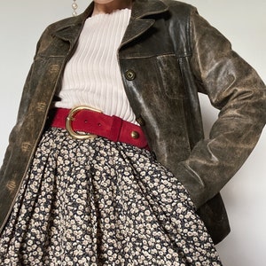 Summer skirt| Skirt| Vintage midi skirt| Floral pattern| 90s 80s| Unique| Sustainable fashion| Floral print| Skirt vintage