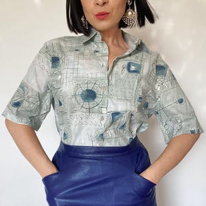 Vintage 90s blouse | Floral heart pattern | 90s | romantic blouse | sustainable fashion | unique | flower print | pastel |