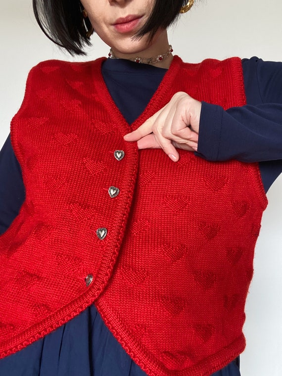 Vintage wool vest with hearts 90s 80s | wool| Uni… - image 3