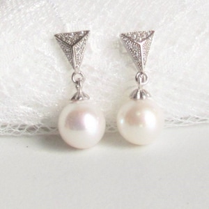 Zirconia and pearl earrings in silver/Dainty pearl bridal dangle earrings/White freshwater pearl earrings in 925 silver/Real pearl earrings