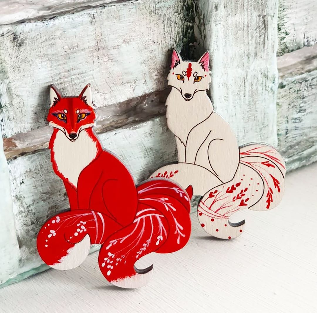 Broche Kitsune Broche renard japonais Broche loupgarou Renard Etsy