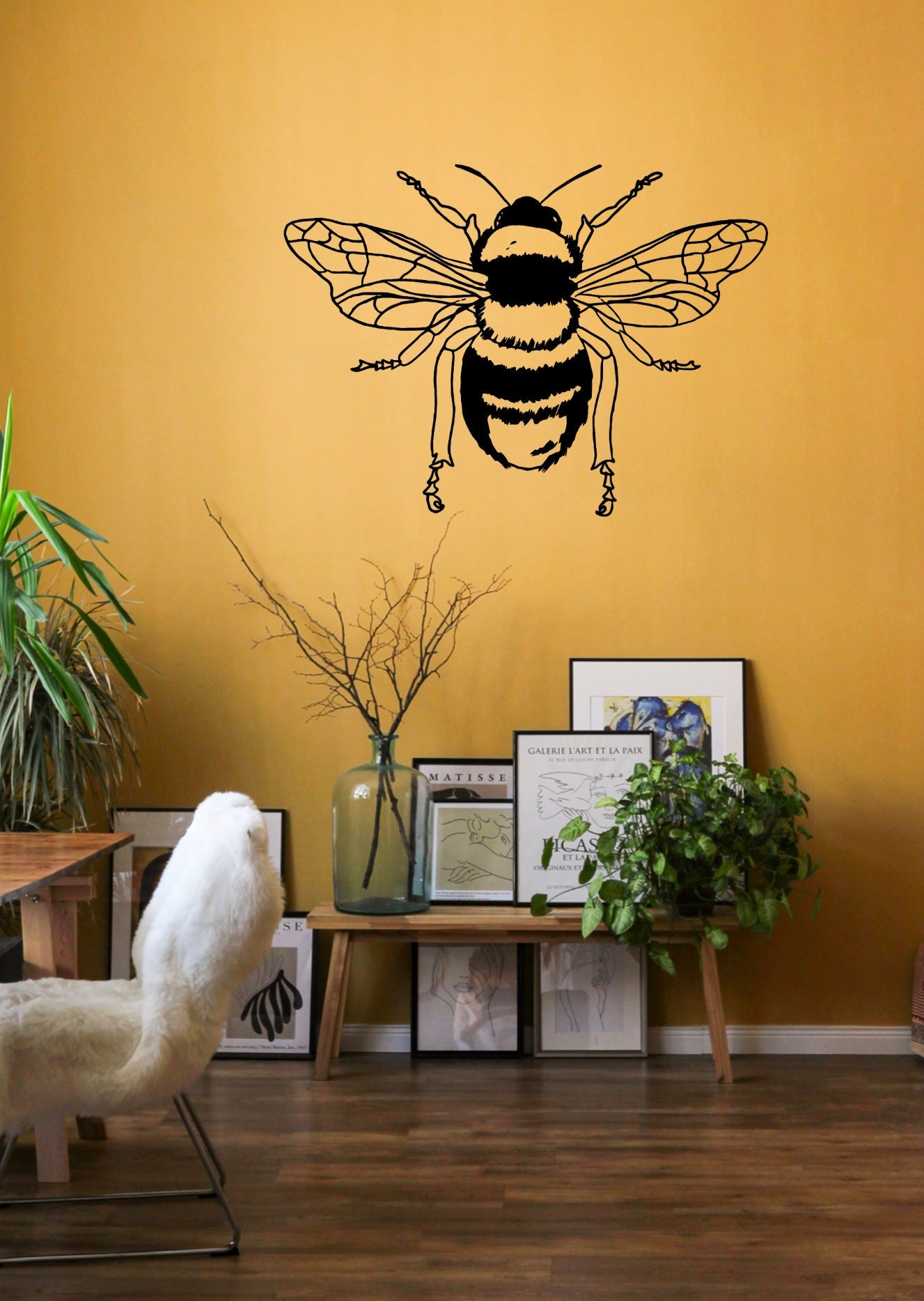 Farmhouse Gold Bumble Bee Sign, Bee Wall Decor, Farmhouse Honey Bee Honey  Comb Decor, Bumble Bee Decor Decoration 