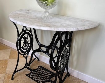 Mesa antigua victoriana para recibidor, consola, invernadero o cocina fabricada con máquina de coser Singer