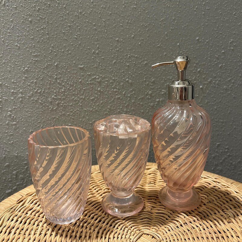 Vintage Bathroom Accessories - Etsy
