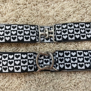 1.5” black and white heart elastic belt