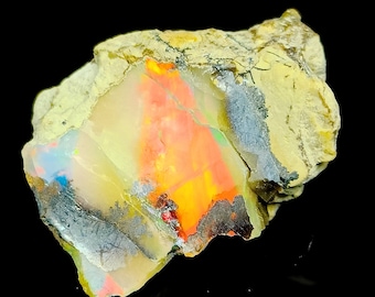 Natural Ethiopian Welo Opal Rough – Fire Opal Gemstone (2.45 Carat)