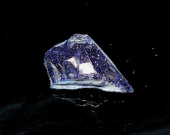 Kamień szlachetny Iolite Sunstone, laboratoryjnie stworzony Sunstone Rough, kryształ Sunstone, surowy Sunstone, Sunstone Rough do wyrobu biżuterii