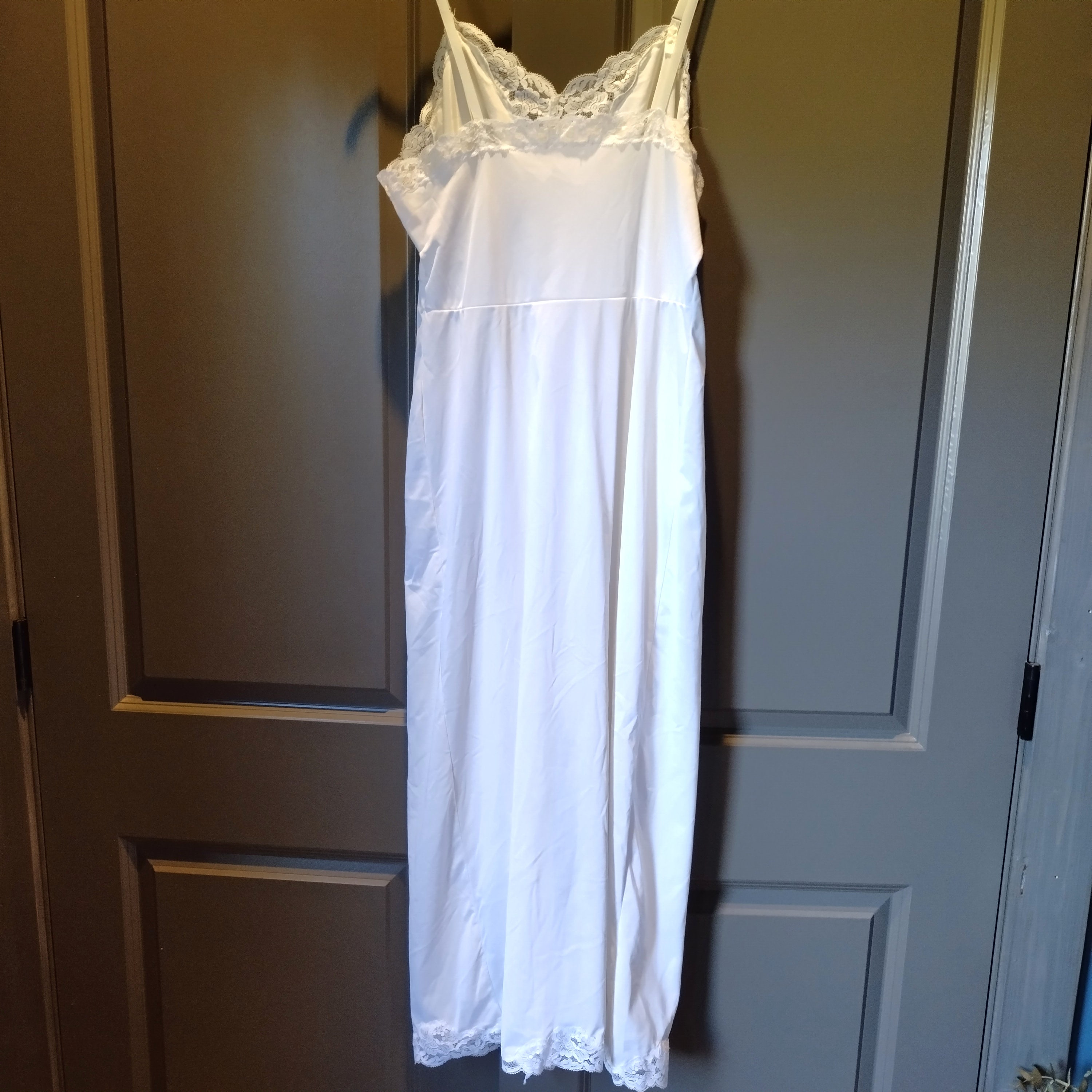 Vintage Wonder Maid Full Dress Slip With Lace Trim at Bodice, Hem, and ...