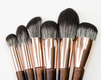 Face Makeup Brushes, Soft Synthetic Makeup Bristles