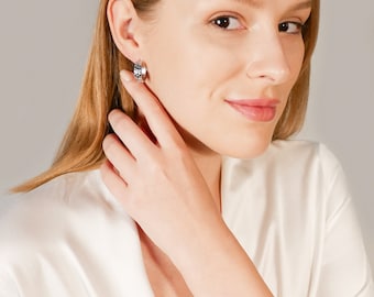 Minimalist Simple Huggie Hoop Earrings, Silver Hoop Earrings, Lever Back Earrings, Dainty Hoop Earrings,Simple Geometric Jewellery, Stelart