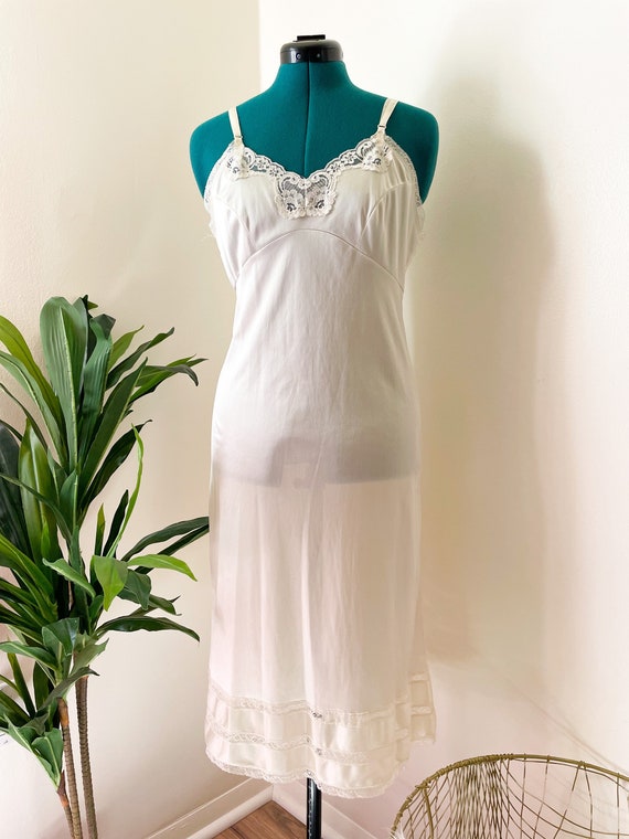 Vintage 1960s Adonna for Jcpenney Cream Full Slip Dress Union Made