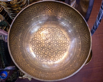 22 inch Singing Bowl: Flower of Life, Sound Healing, Chakra Balancing
