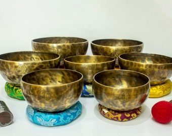Full Moon Singing Bowl Set of seven Professional Chakra Tuned Handmade Bowl for Meditation Chakra Balancing Sound Therapy