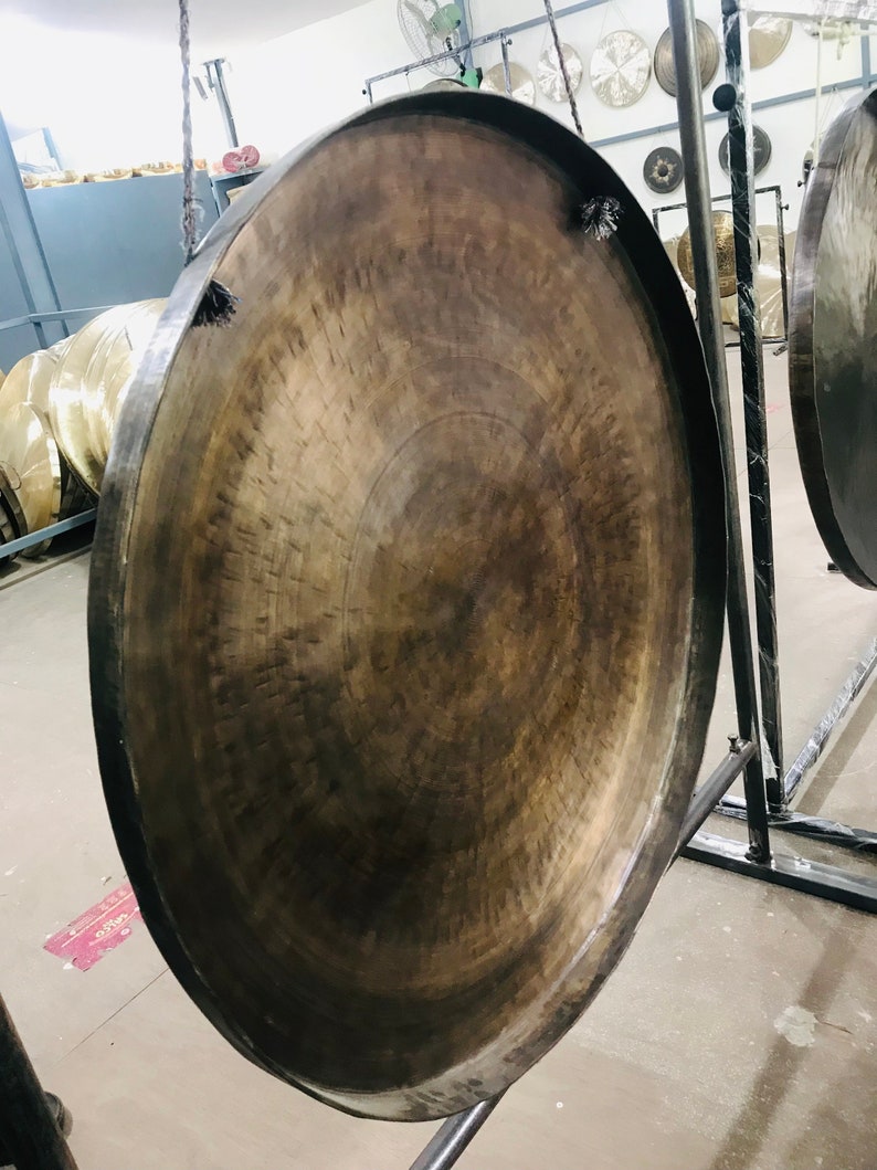 plain back view of handmade gong