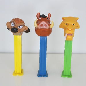 Dispensadores PEZ - Elige tu personaje de animación PEZ - Timón Pumba Diego - Suelto