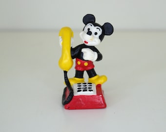激レア！新品 ディズニー ベビープー TDR フィギュア 置物 廃盤品 限定 ディズニーランド ミッキー ミニー 廃盤 ソフビ フィギュア