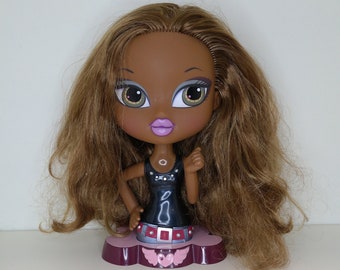 Big Bratz Cloe Funky Fashion Makeover Doll Authentic MGA Styling