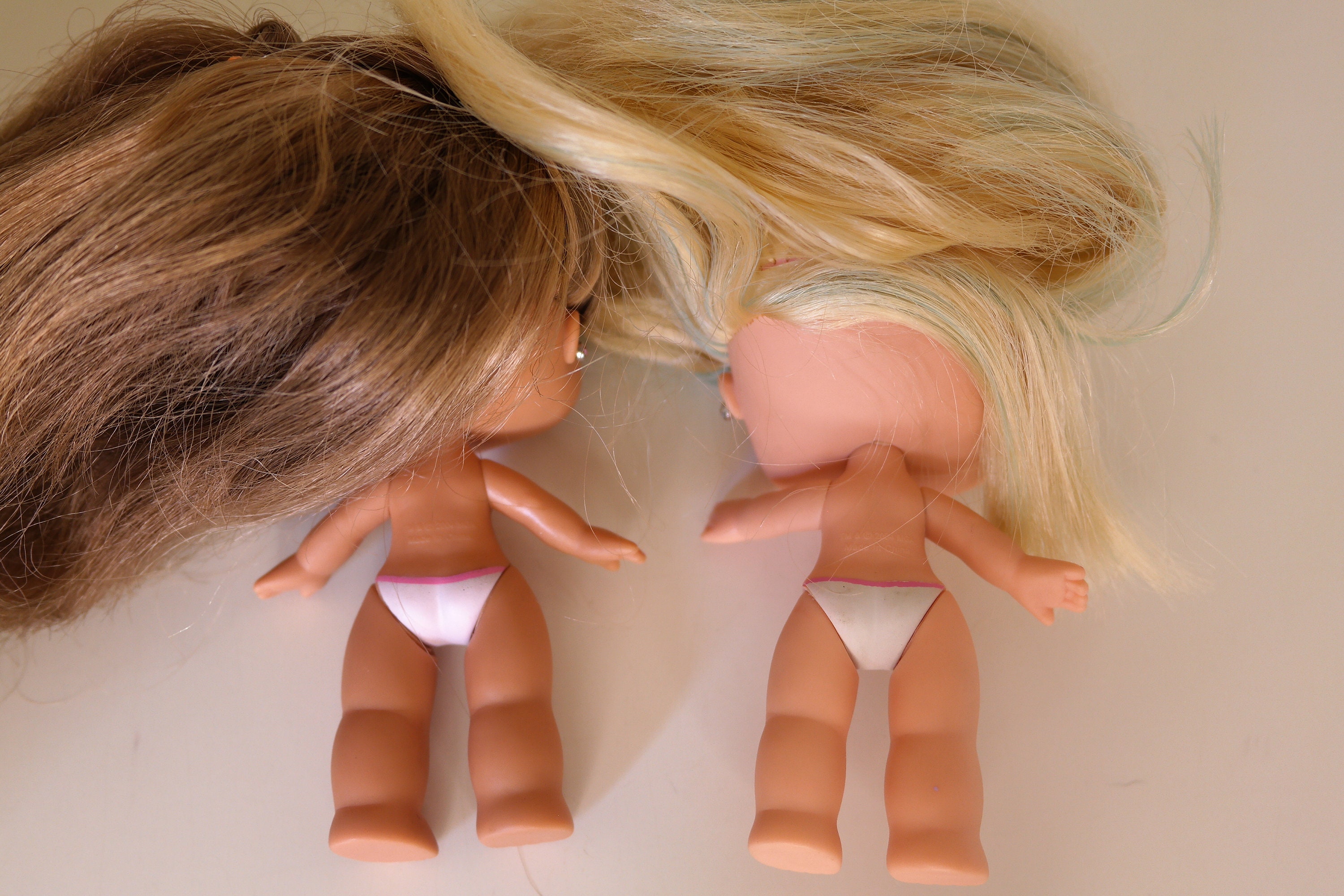 Bratz Babyz Choose Your Bratz Doll: Bratz Baby Yasmin Hair Flair and Cloe  Glow in the Dark Authentic MGA Dolls 