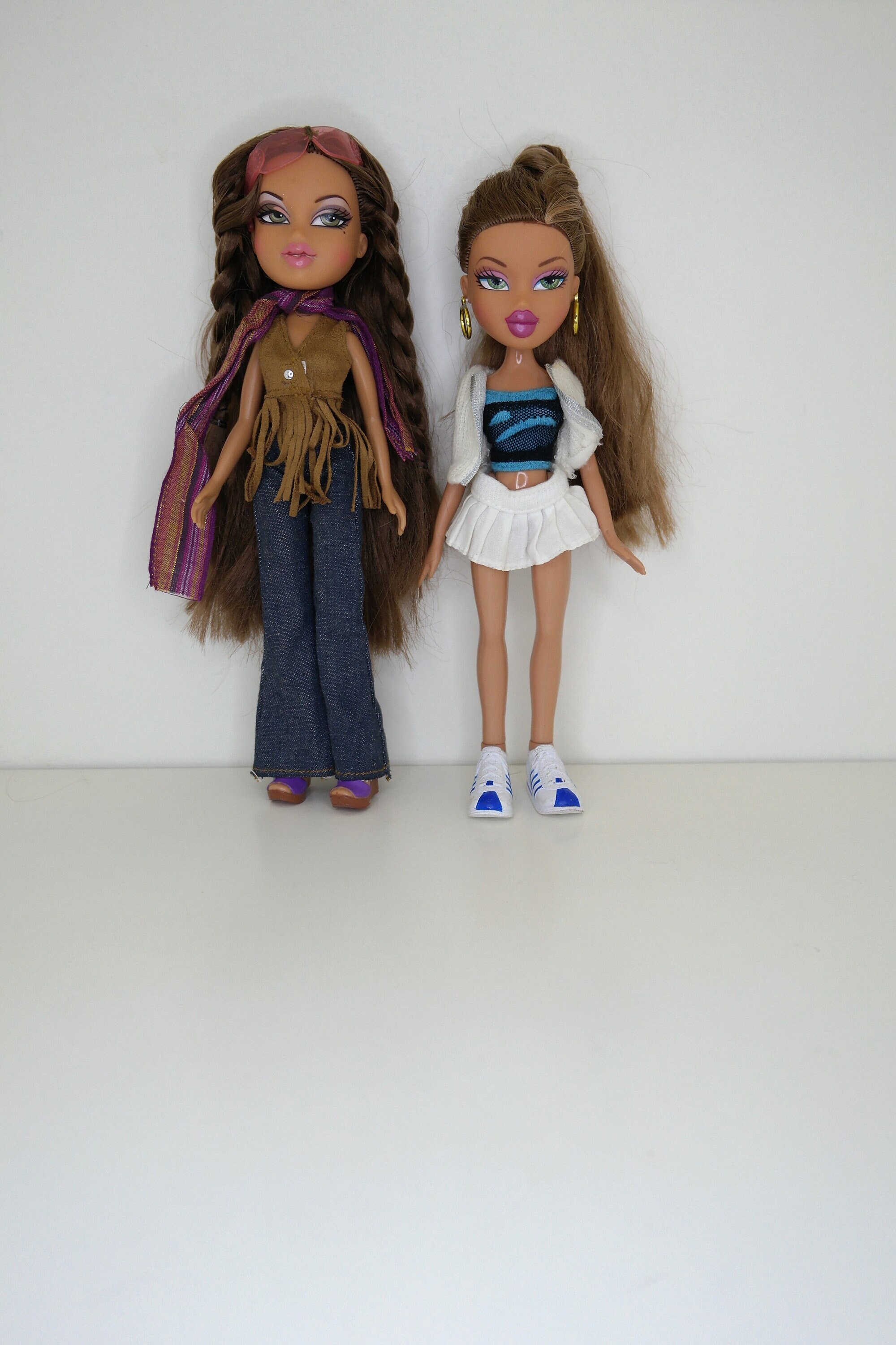 Bratz Dolls Authentic MGA Bratz Pick Your Fashion Doll: Yasmin 'boutique'  or Fianna 'tennis' Pre-owned -  Canada