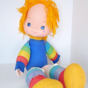 Vintage 1983 Hallmark Rainbow Large Brite Doll - Taiwan - speelgoed uit de jaren 80 voor verzamelaars - zoals:
