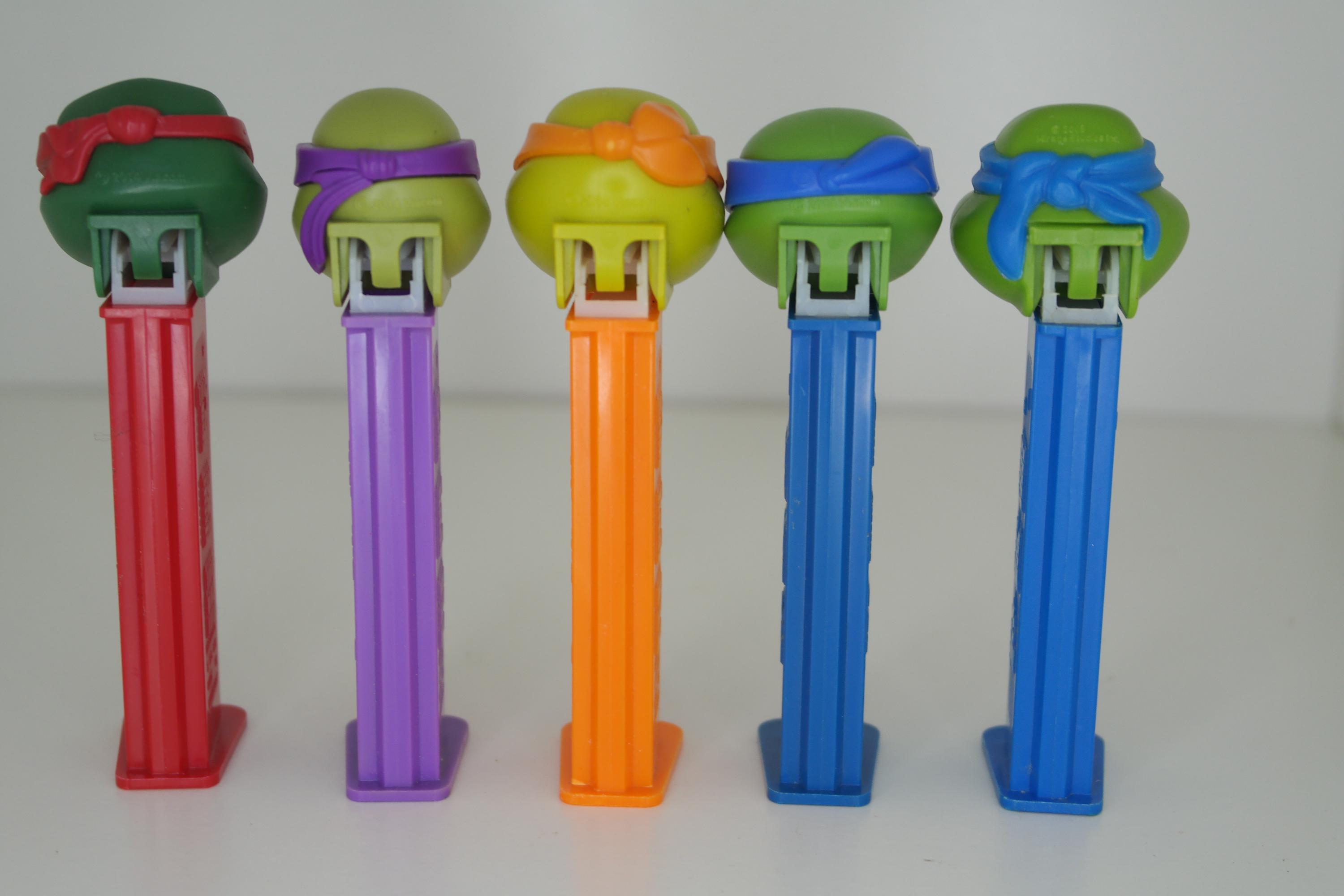 Pez Dispenser ノート 超希少 Avocado PEZ Dispenser