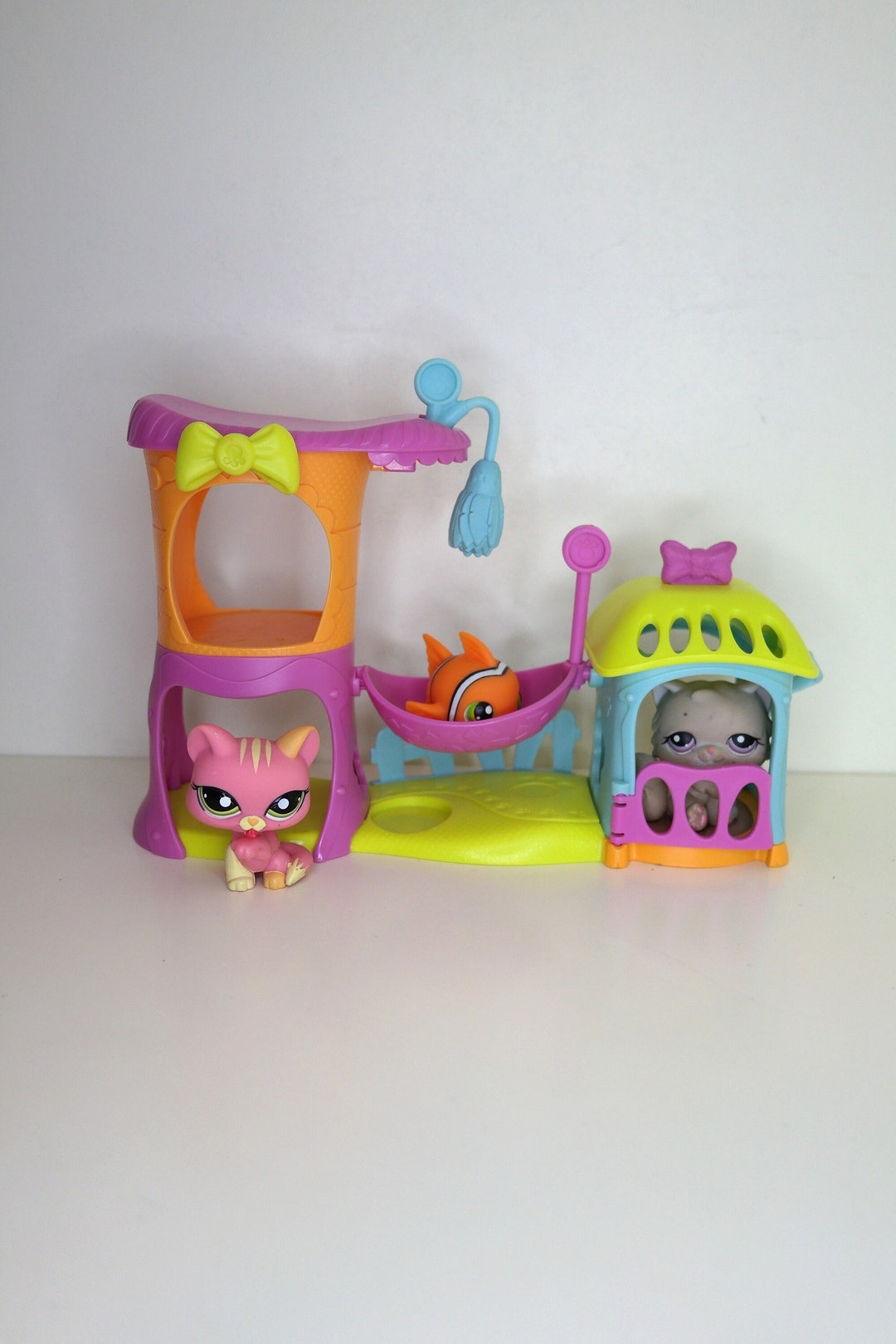 Set of Hasbro Littlest Pet Shop Pets With Accessory - 3 Pets: #130 ...