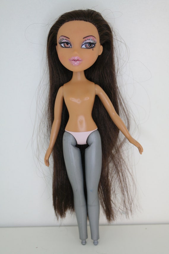 Bratz doll and doll hair for rerooting : BidBud