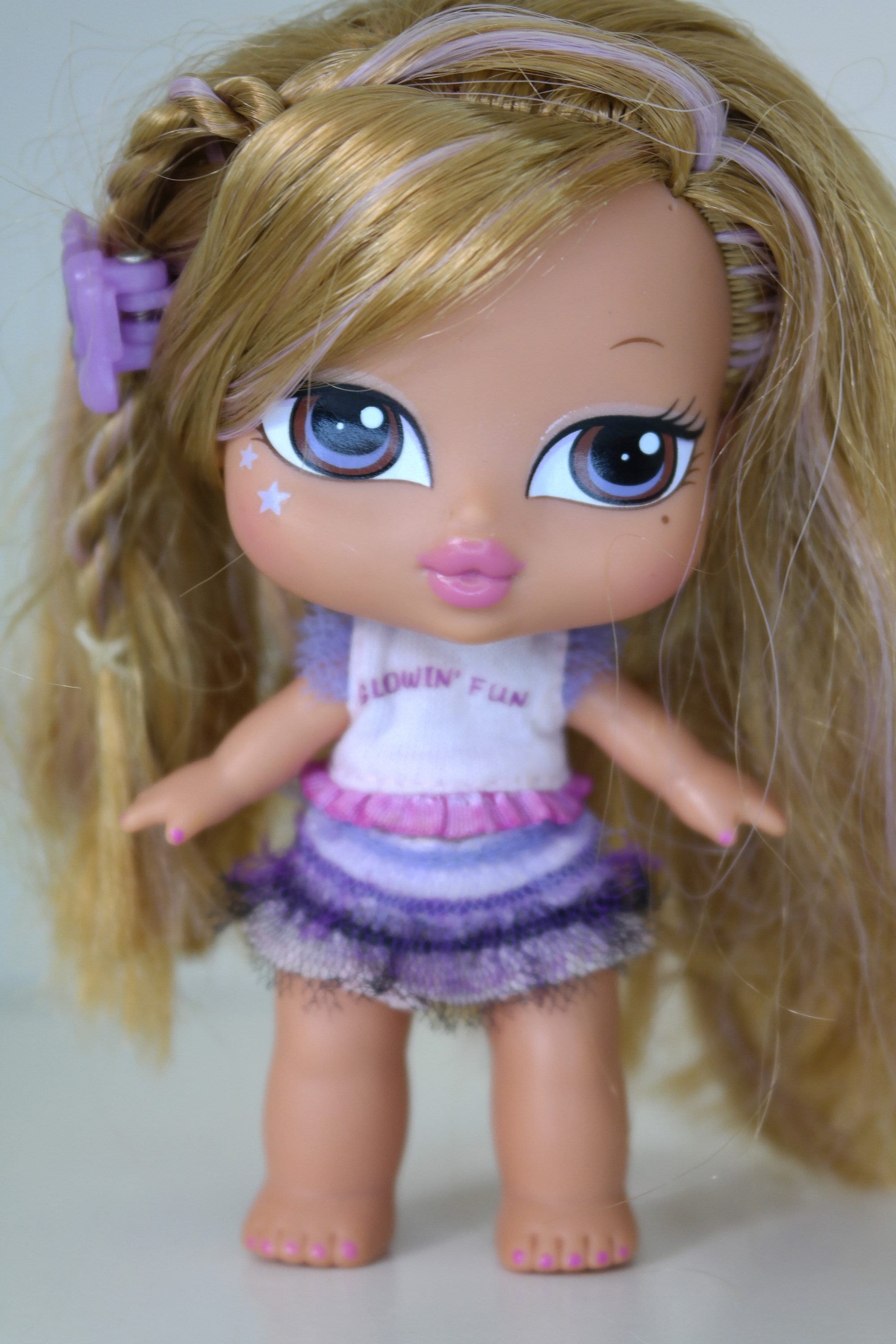 Bratz Babyz Yasmin MGA 4'inch Doll Hair Flair Yasmin Glow in Dark