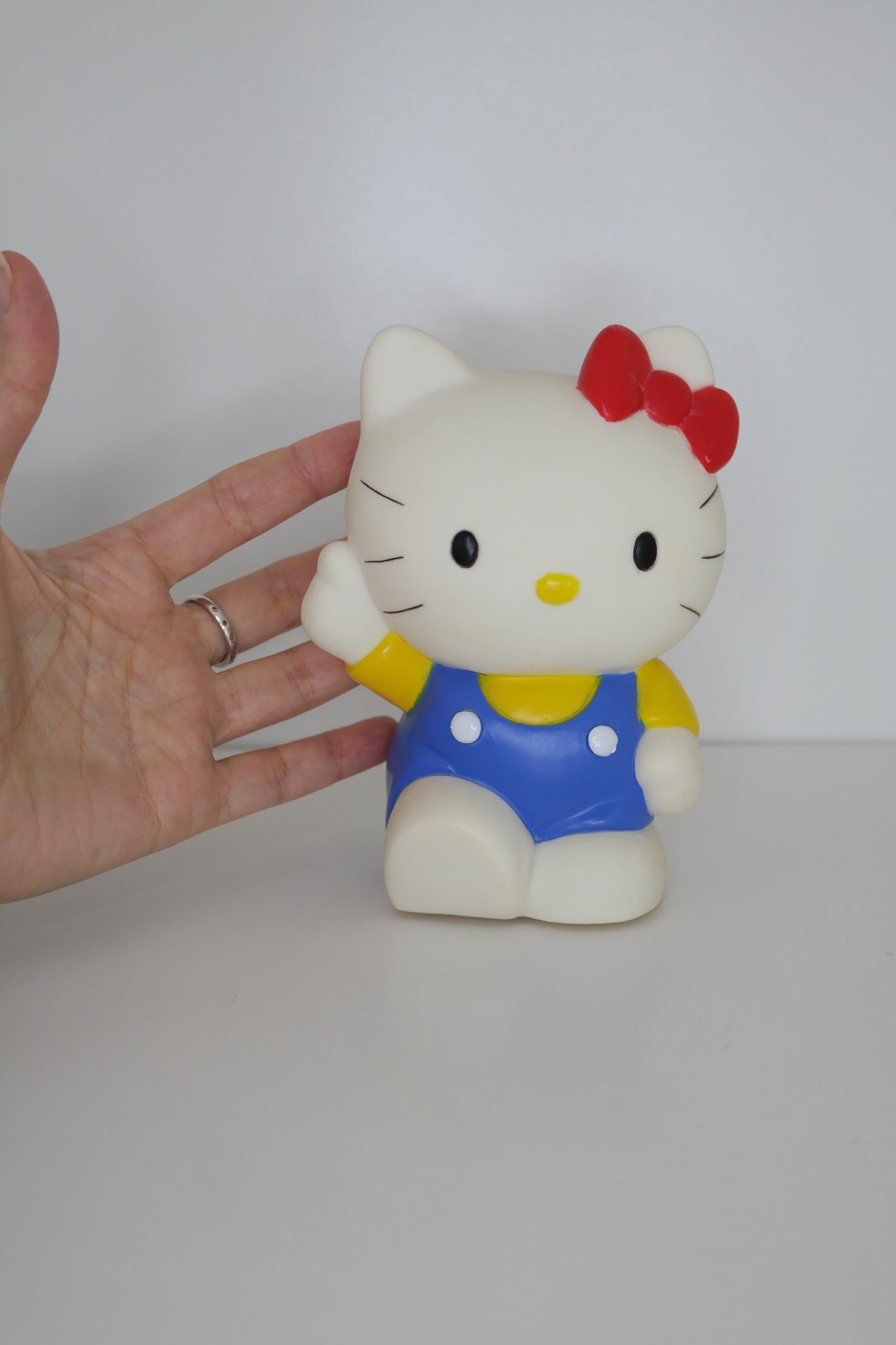 ヴィンテージ 1990年代 ハローキティ プラスチック貯金箱 サンリオ