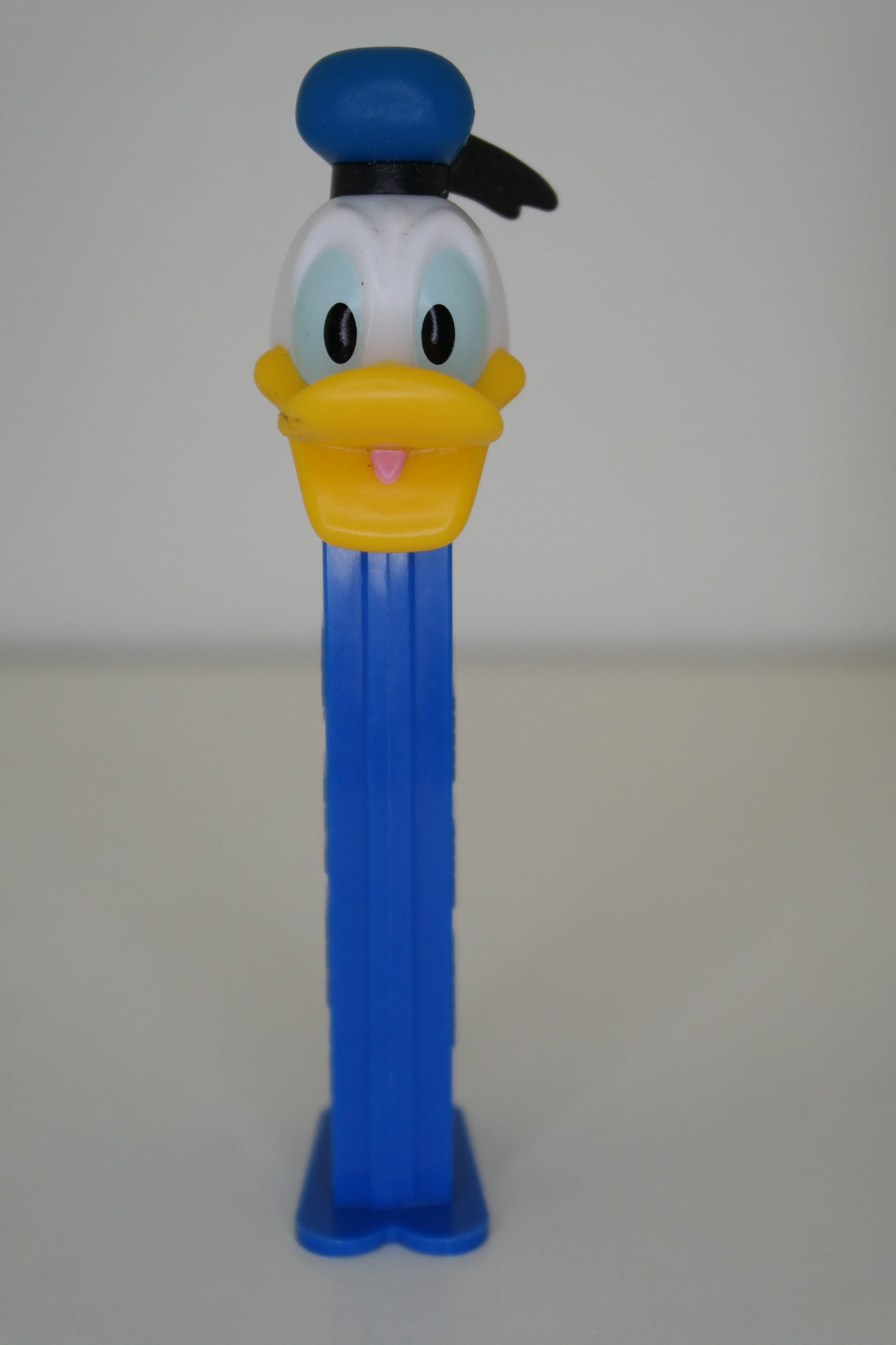 ヴィンテージ 本物 ディズニー PEZ ドナルドダックまたはデイジー