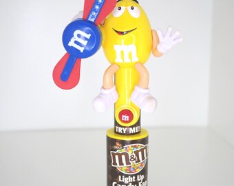 M&m's Yellow Night Light - Vintage Kids Lamp - Collector 1999
