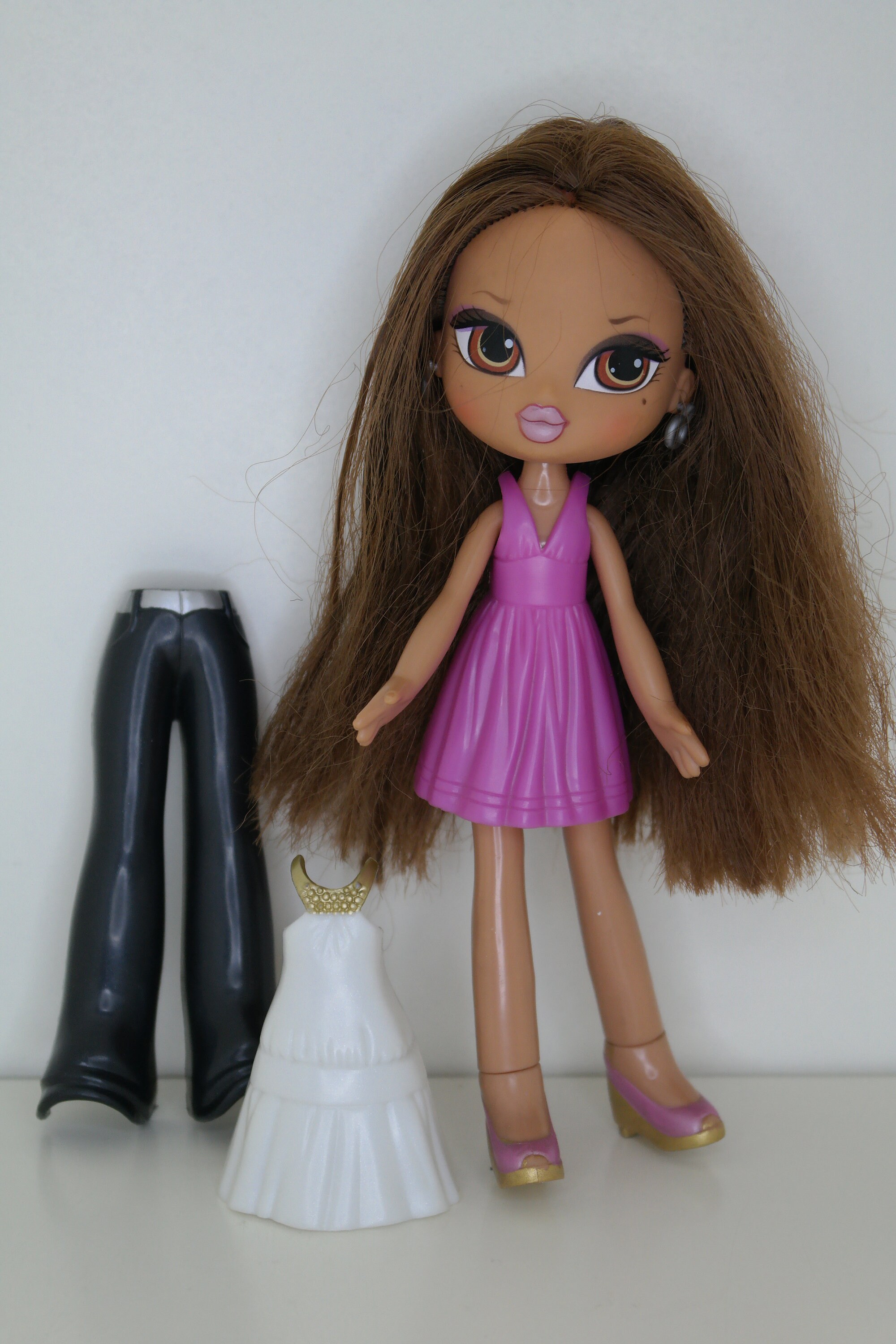 Bratz snap sale on dolls